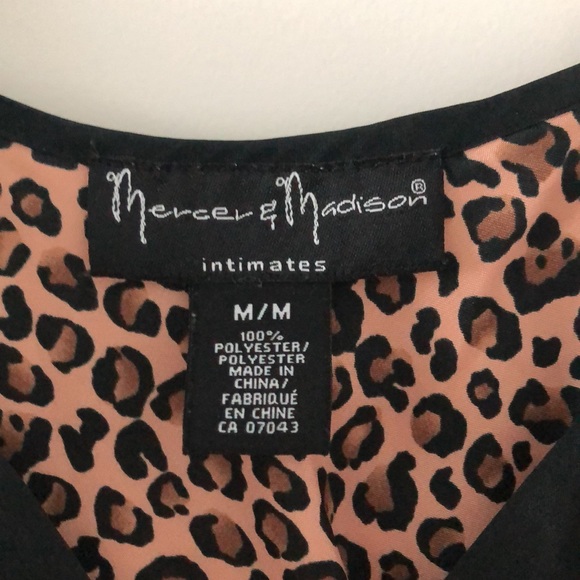 Mercer & Madison Cheetah Print Slip - Picture 4 of 4